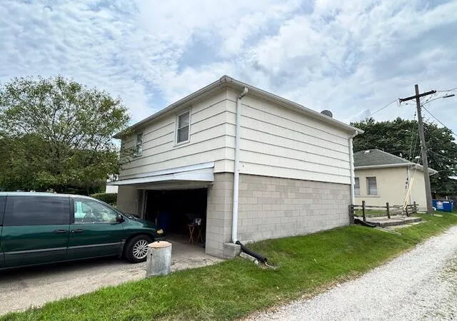 5th image of 4 Ruth St, Calumet City, IL 60409 | MLS# 842030