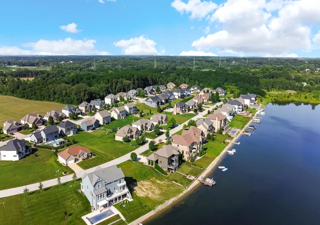 32nd image of 9137 Michigan Dr, Crown Point, IN 46307 | MLS# 842338