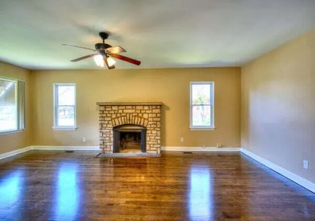 3rd image of 3701 Monroe St, Gary, IN 46408 | MLS# 841286