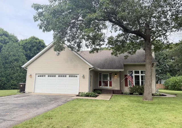 Homes for sale in Wheatfield, IN | 12305 N 400 W, Wheatfield, IN 46392 | MLS# 841423