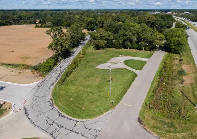 2nd image of 1022 N Old State Rd 49, Chesterton, IN 46304 | MLS# 841312