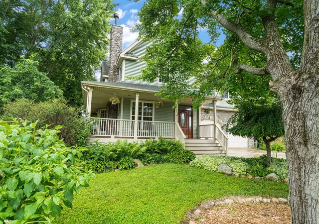 43rd image of 1704 Eisenhower Ave, Valparaiso, IN 46383 | MLS# 841337