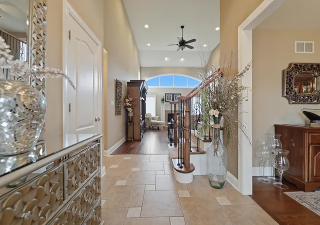 2nd image of 9270 Doubletree Dr N, Crown Point, IN 46307 | MLS# 842195