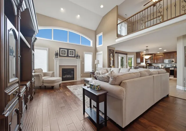 5th image of 9270 Doubletree Dr N, Crown Point, IN 46307 | MLS# 842195