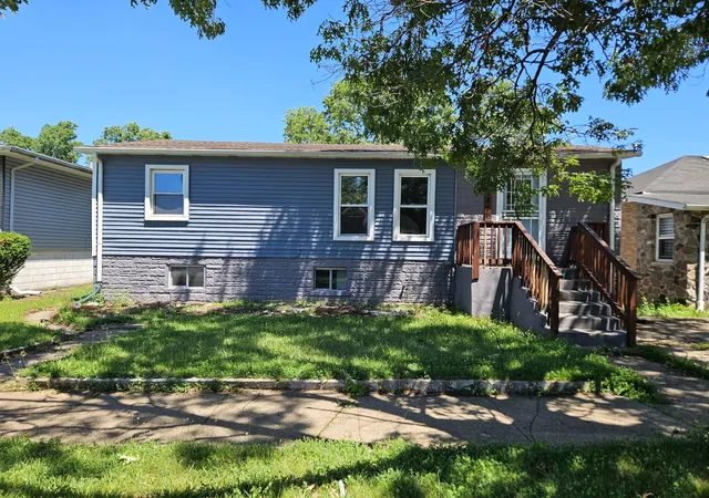 1st image of 1856 W 21st Ave, Gary, IN 46404 | MLS# 841362