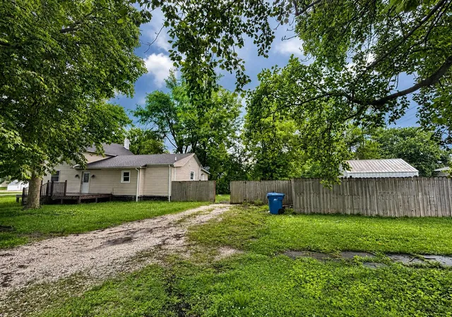 Homes for sale in Remington, IN | 204 E Michigan St, Remington, IN 47977 | MLS# 841358