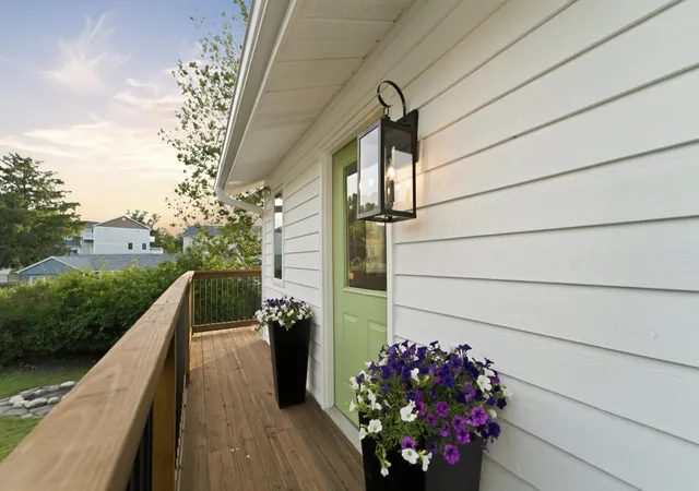 3rd image of 208 Lakeshore Dr, Michigan City, IN 46360 | MLS# 841369
