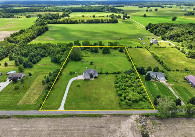 Homes for sale in Walkerton, IN | 2881 N Sage Rd, Walkerton, IN 46574 | MLS# 841382