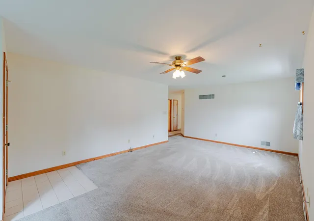 3rd image of 3643 Sandalwood Ct, Highland, IN 46322 | MLS# 841413