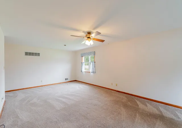 4th image of 3643 Sandalwood Ct, Highland, IN 46322 | MLS# 841413