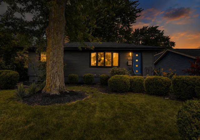 2nd image of 8050 Columbia Ave, Munster, IN 46321 | MLS# 841421