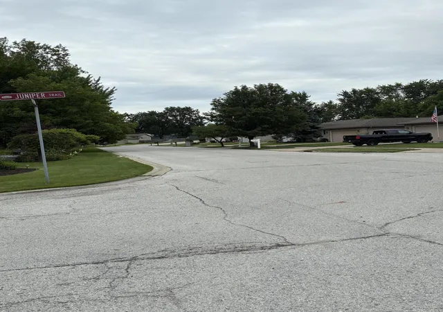 3rd image of 3901 Juniper Trl, Highland, IN 46322 | MLS# 841389
