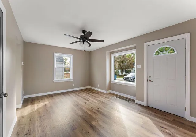 4th image of 301 W Bates St, Hebron, IN 46341 | MLS# 841397