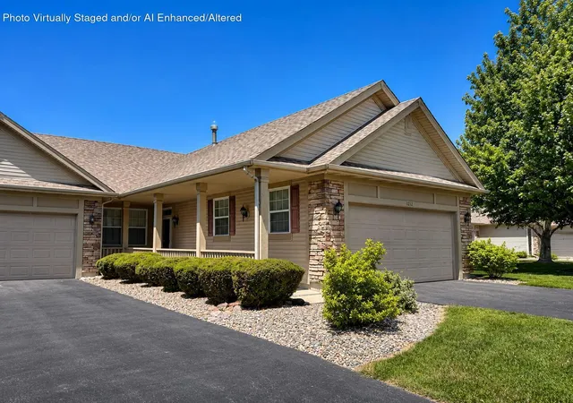 Homes for sale in Schererville, IN | 1242 Lily Ln, Schererville, IN 46375 | MLS# 841857