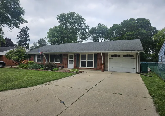 Homes for sale in La Porte, IN | 1703 Maple Garden Dr, La Porte, IN 46350 | MLS# 841432
