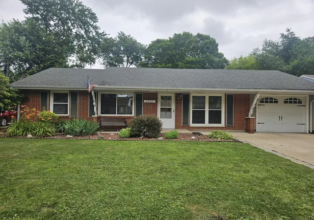 Homes for sale in La Porte, IN | 1703 Maple Garden Dr, La Porte, IN 46350 | MLS# 841432
