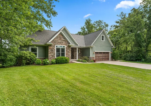 51st image of 201 Sylvan Ct, Valparaiso, IN 46385 | MLS# 841419