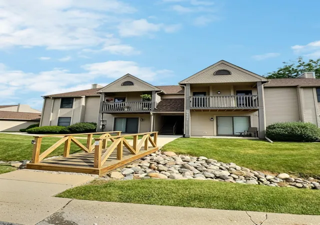1st image of 3602 Timberbridge Dr #G, Valparaiso, IN 46383 | MLS# 841426