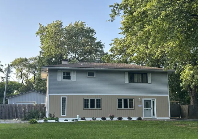 Homes for sale in Merrillville, IN | 3422 E 74th Ave, Merrillville, IN 46410 | MLS# 841528