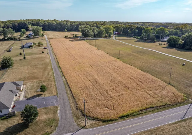 1st image of 590 W 300 N, Valparaiso, IN 46385 | MLS# 841484