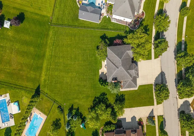 5th image of 855 Pingel Pl, Crown Point, IN 46307 | MLS# 841438