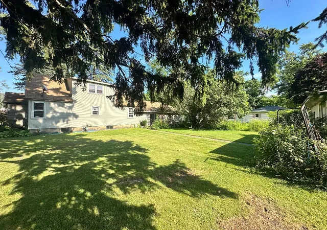 3rd image of 118 S 13Th St, Chesterton, IN 46304 | MLS# 841451