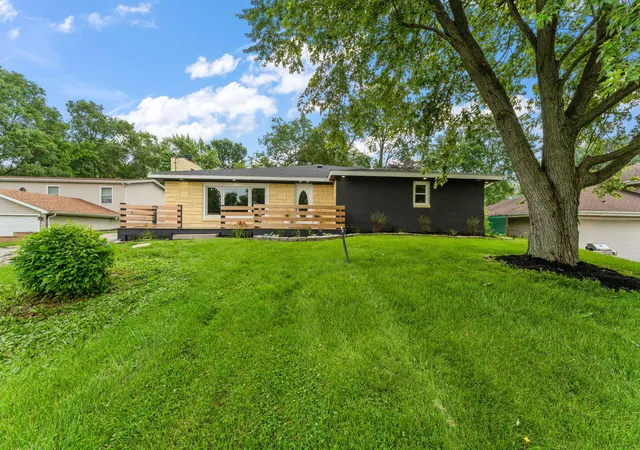 47th image of 10623 Porter St, Crown Point, IN 46307 | MLS# 841582