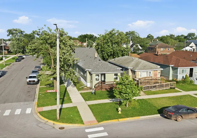 Homes for sale in East Chicago, IN | 4301 Homerlee Ave, East Chicago, IN 46312 | MLS# 841503