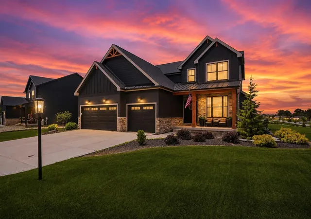 2nd image of 3103 Whispering Brook Ln, Valparaiso, IN 46385 | MLS# 841510
