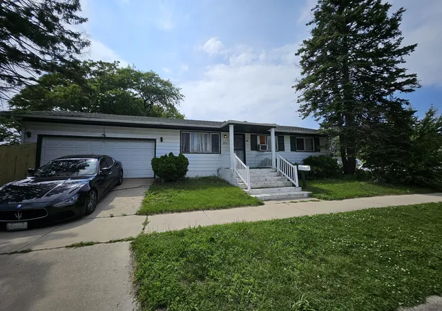1st image of 2950 Cleveland St, Hammond, IN 46323 | MLS# 841467