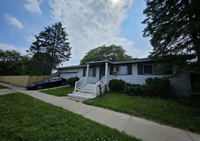 2nd image of 2950 Cleveland St, Hammond, IN 46323 | MLS# 841467