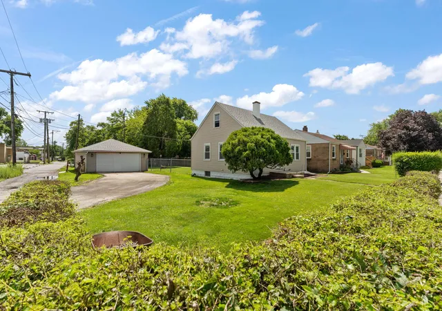 5th image of 125 N Wisconsin St, Hobart, IN 46342 | MLS# 841483