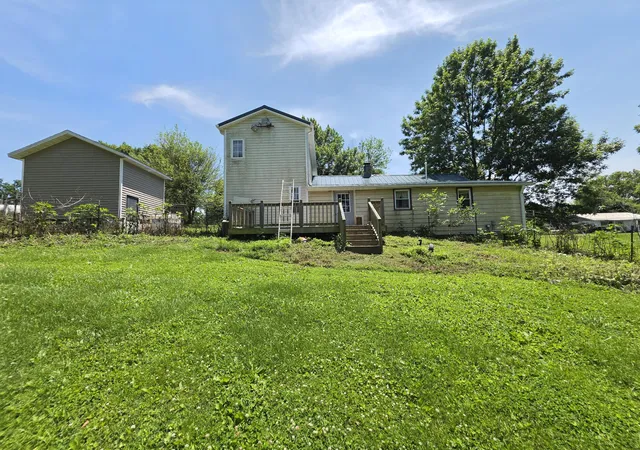 Homes for sale in Greensburg, IN | 7450 W County Road 110 N, Greensburg, IN 47240 | MLS# 841476