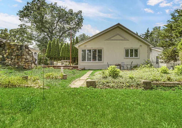3rd image of 6270 E Donald Rd, Knox, IN 46534 | MLS# 841621