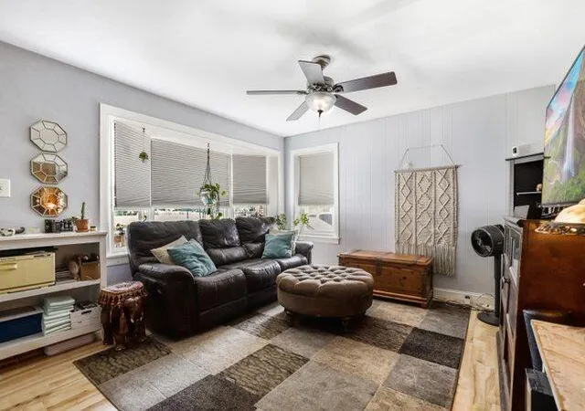 Photo 4 of Single family home for sale at 1212 Institute St, Valparaiso, IN 46383 | MLS# 842620 | Listing updated on 2026-08-26