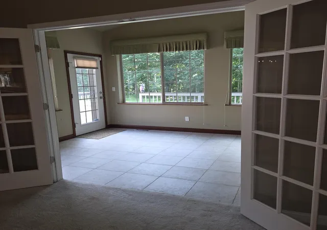 4th image of 2061 Vale Park Rd, Valparaiso, IN 46385 | MLS# 841666