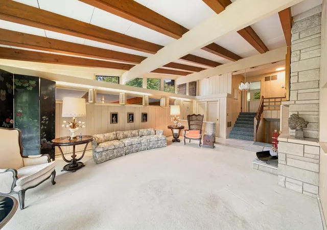 Photo 3 of Single family home for sale at 301 Kenwood Pl, Michigan City, IN 46360 | MLS# 841826 | Listing updated on 2026-09-12