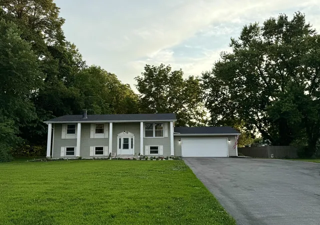 Photo 1 of Sale Pending at 750 N Meridian Rd, Valparaiso, IN 46385 | MLS# 841584 | Listing updated on 2026-08-05