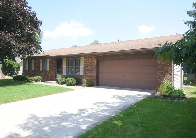Homes for sale in Rensselaer, IN | 930 W Swartzell Dr, Rensselaer, IN 47978 | MLS# 841566