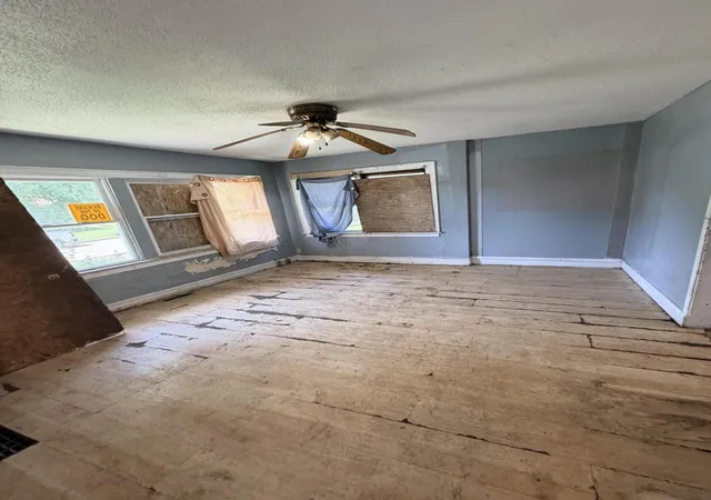5th image of 841 Georgia St, Gary, IN 46402 | MLS# 841703