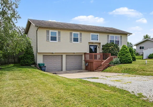 Photo 1 of Sale Pending at 3408 E 100 South, La Porte, IN 46350 | MLS# 841534 | Listing updated on 2026-08-07