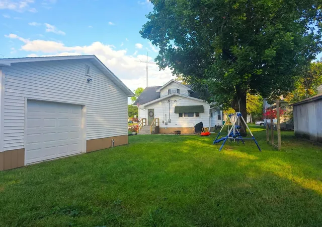 Photo 4 of Single family home for sale at 116 George St, North Judson, IN 46366 | MLS# 841664 | Listing updated on 2026-10-03