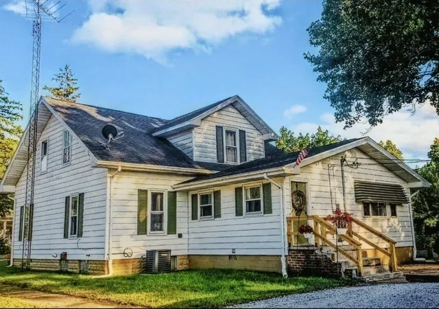 Photo 2 of Single family home for sale at 116 George St, North Judson, IN 46366 | MLS# 841664 | Listing updated on 2026-10-03