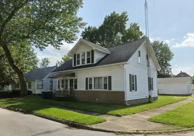 Photo 3 of Single family home for sale at 116 George St, North Judson, IN 46366 | MLS# 841664 | Listing updated on 2026-10-03