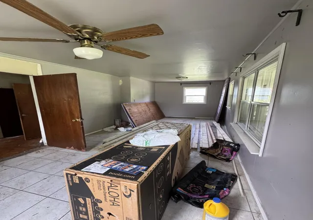 2nd image of 260 N Ohio St, Hobart, IN 46342 | MLS# 841554