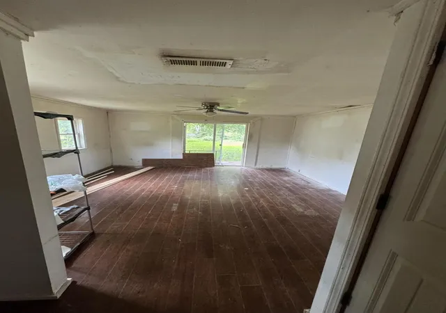 3rd image of 260 N Ohio St, Hobart, IN 46342 | MLS# 841554