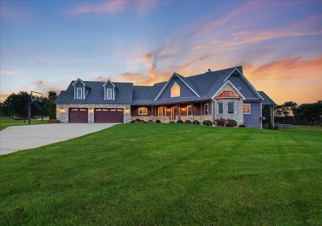 Homes for sale in Cedar Lake, IN | 14614 W 153rd Ln, Cedar Lake, IN 46303 | MLS# 841681