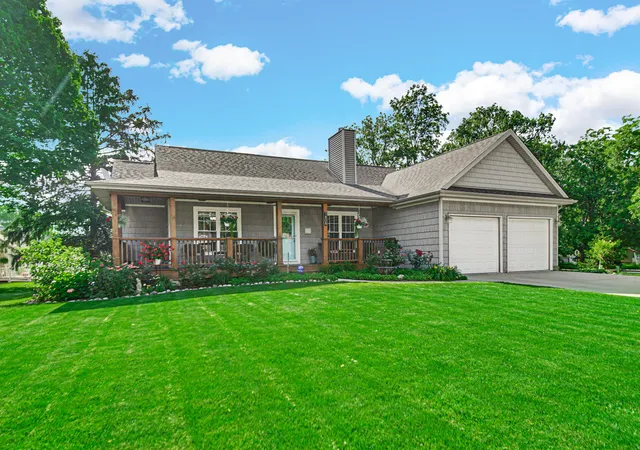 1st image of 1806 Washington St, Valparaiso, IN 46383 | MLS# 841671