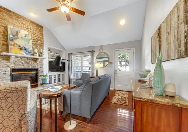4th image of 1806 Washington St, Valparaiso, IN 46383 | MLS# 841671