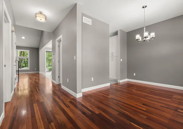 3rd image of 961 Monterey Dr, Chesterton, IN 46304 | MLS# 842418